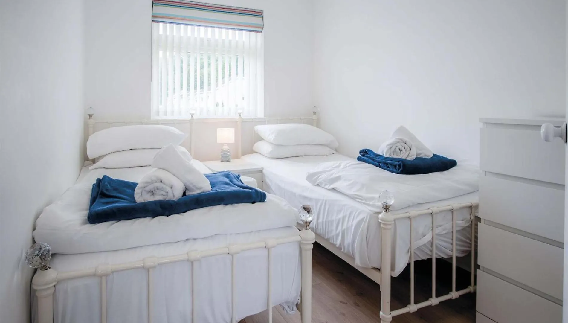 Bayview 61 - 2 Bedroom Chalet - Bayview Oxwich
